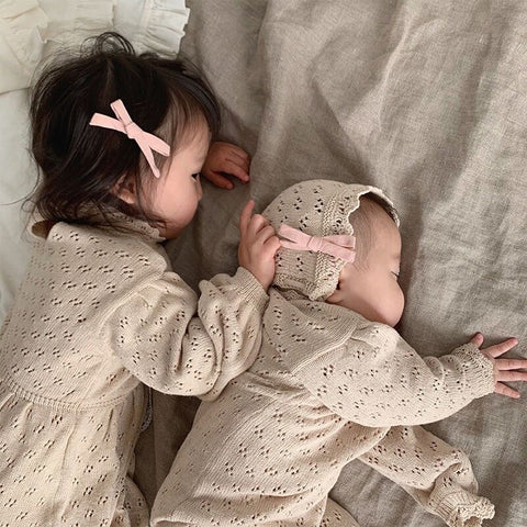 newborn baby girl knitting bodysuits