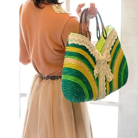 "Summertime Elegance: Handmade Straw Bags for Stylish Women on Vacation"